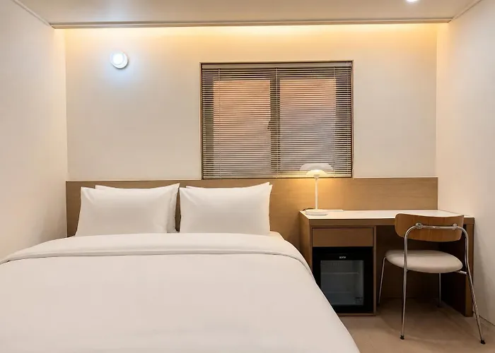 Hotel Link B 2*